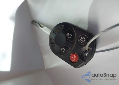 2018 Ford Focus Se z USA, uszkodzony, nr VIN 1FADP3FE6JL241214